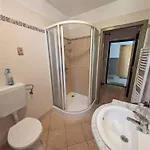 In Balatonoeszoed 53188 Apartamento