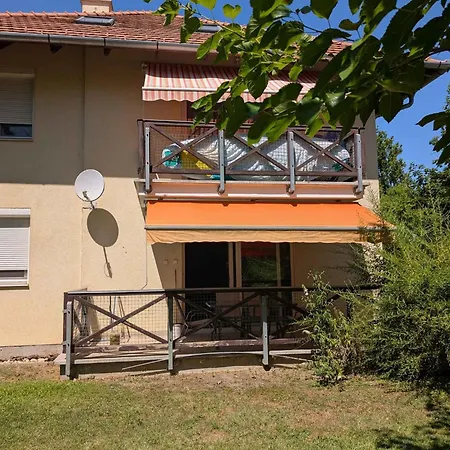 Apartamento In Balatonoeszoed 53188 Balatonoszod